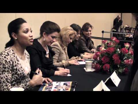 2011 Miss America Pageant: Miss Americas Autograph Signing
